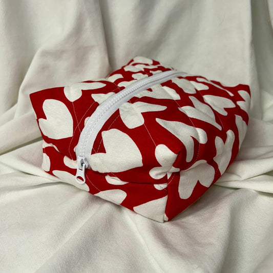 Trousse de toilette coeurs