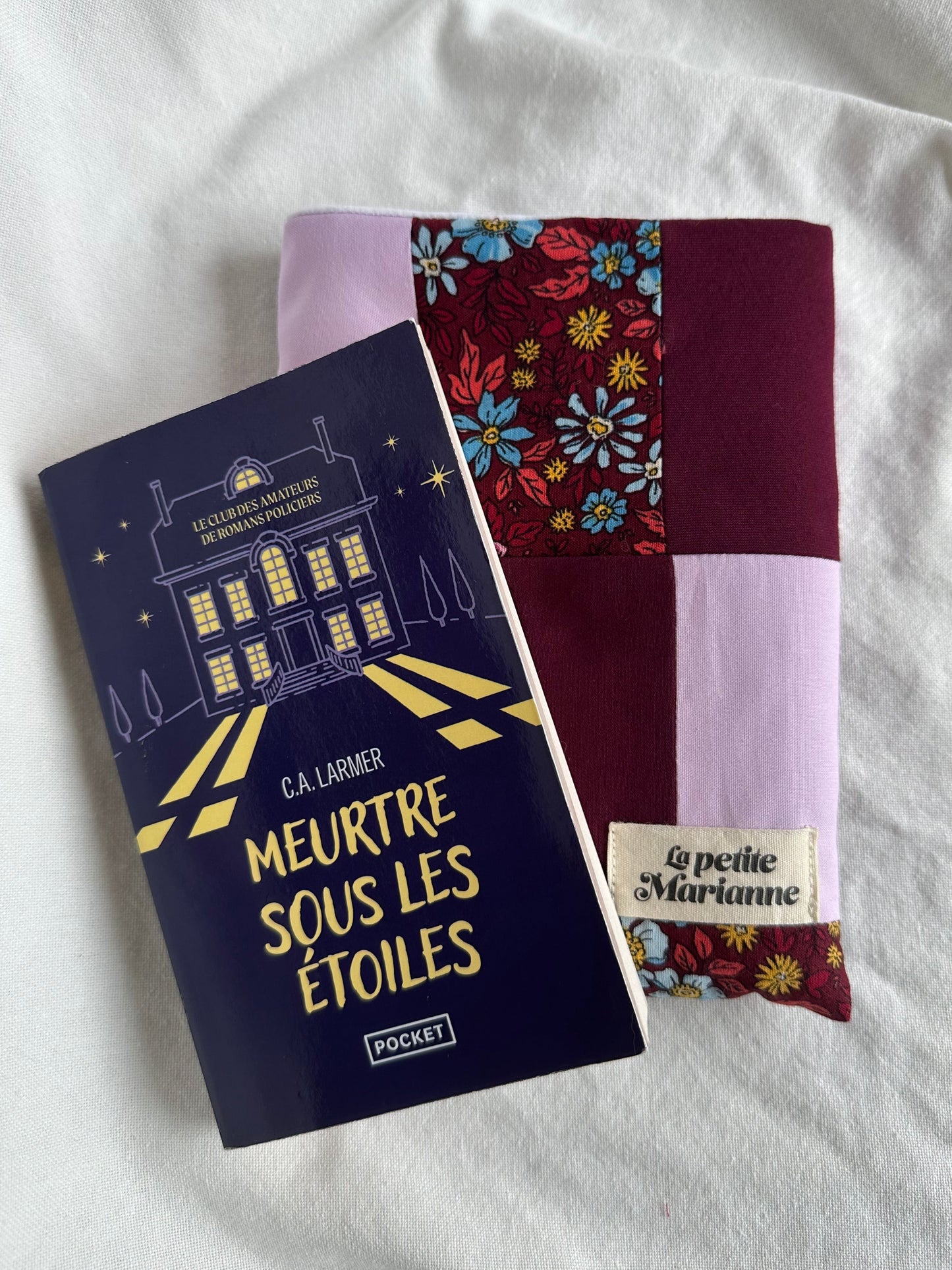 Housse à livre poche patchwork violet