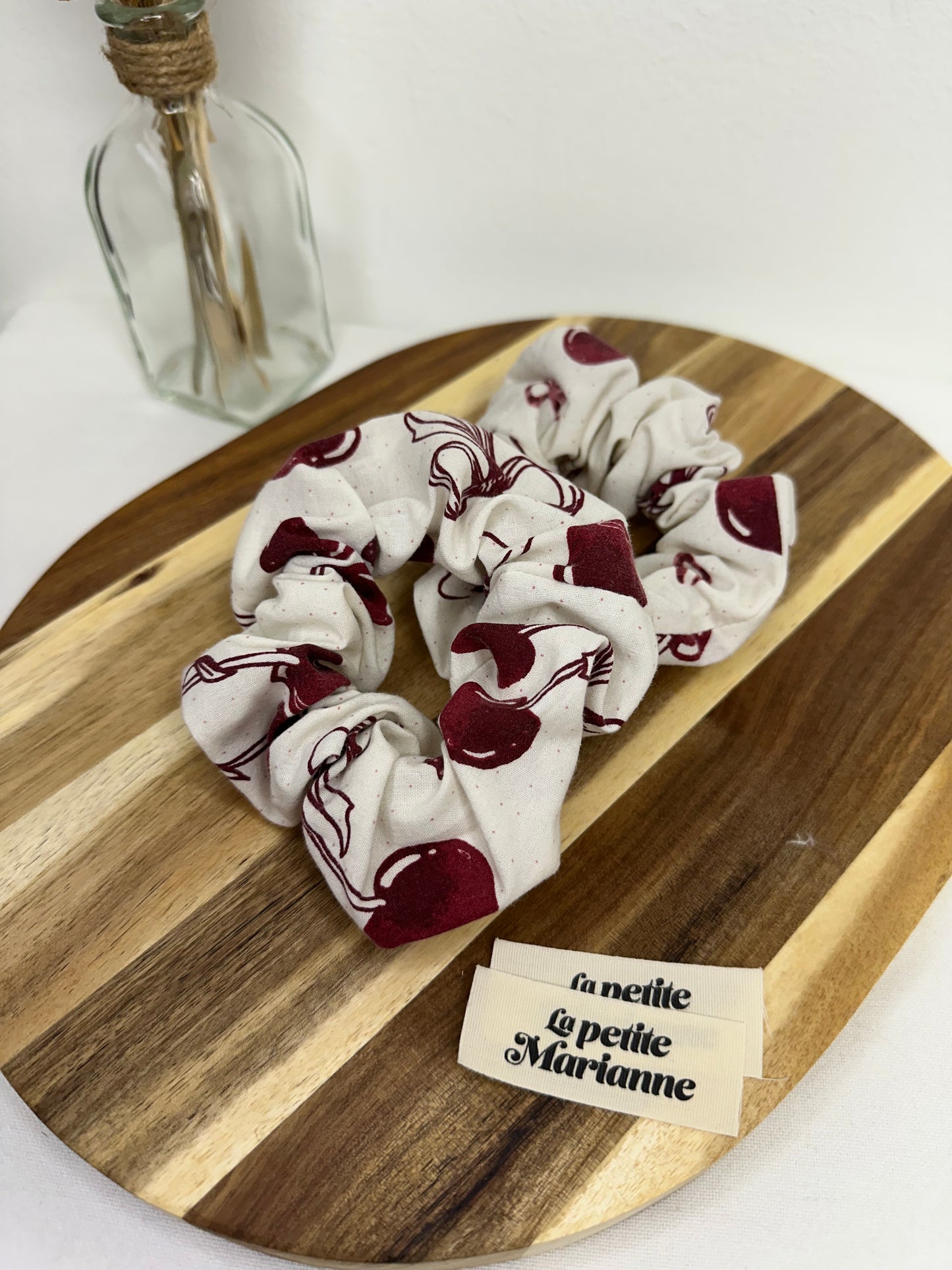 Chouchou cerises & noeuds