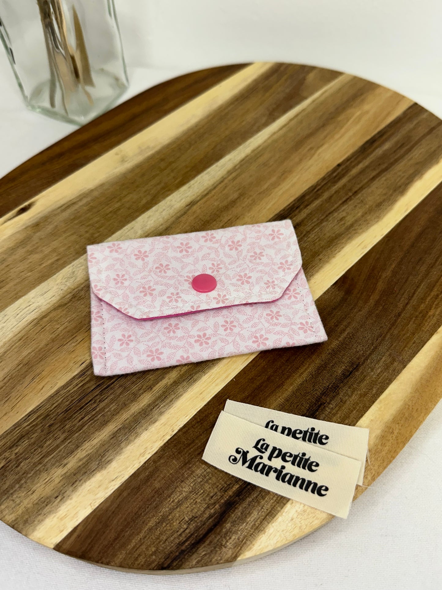 Porte-cartes fleurs roses