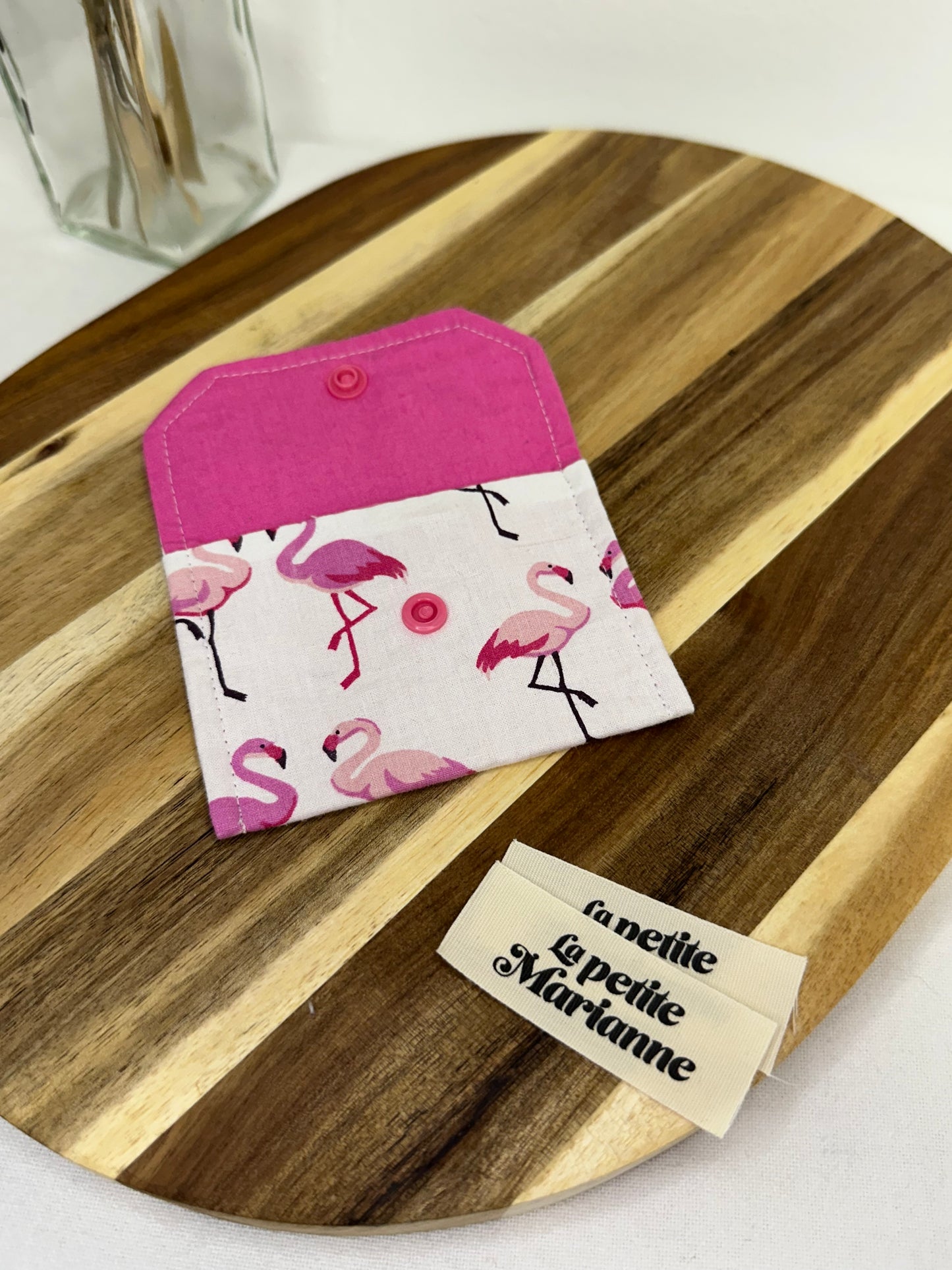 Pink flamingo card holder