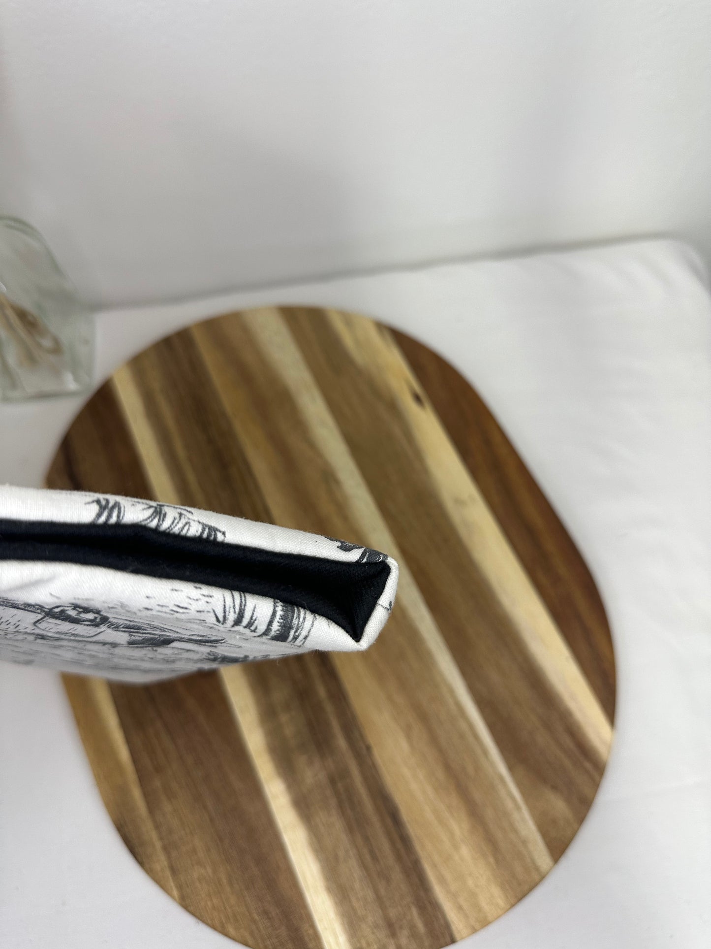 Housse à livre poche calèche