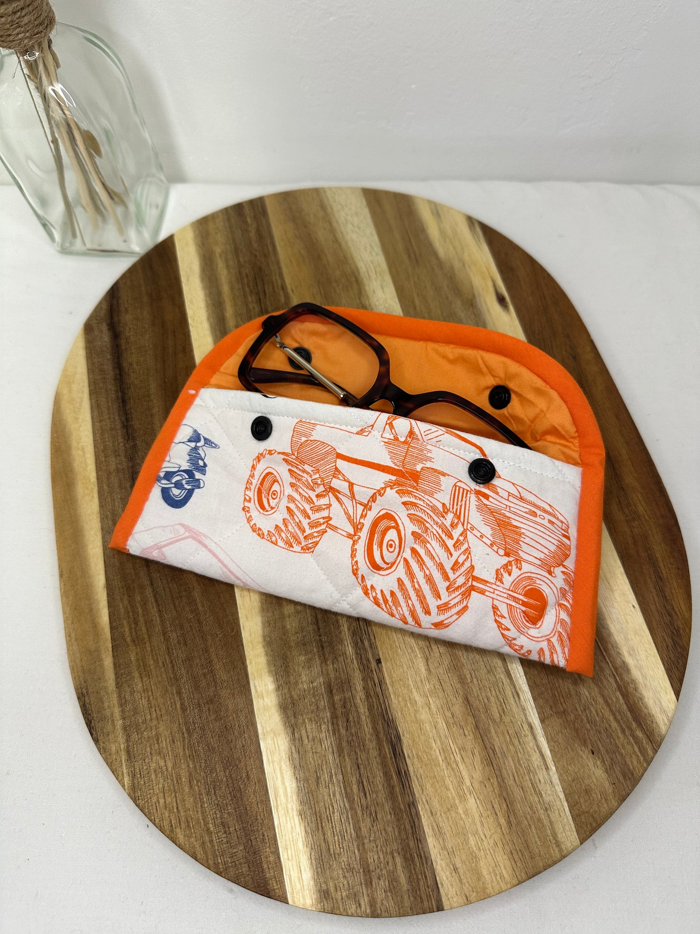 Etui à lunettes véhicules